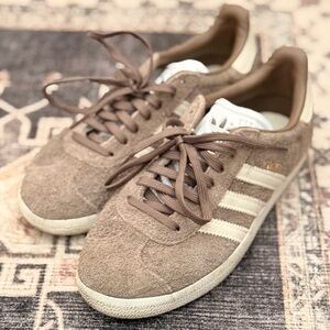 Adidas Beige and White Sneakers